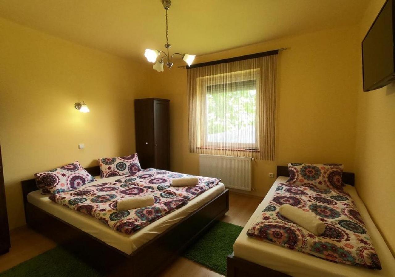 Pandora Pool Apartman Hajdúszoboszló Dış mekan fotoğraf