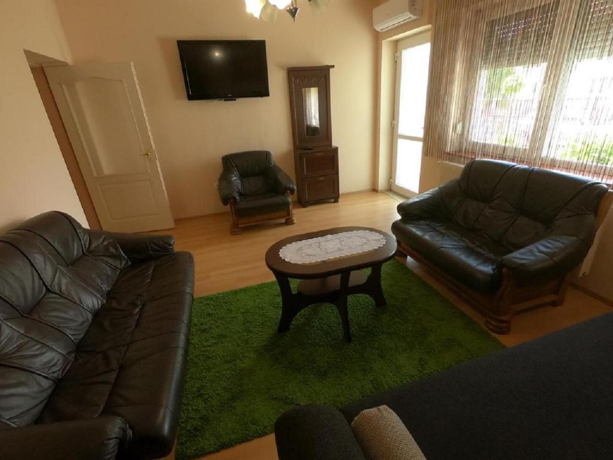 Pandora Pool Apartman Hajdúszoboszló Dış mekan fotoğraf